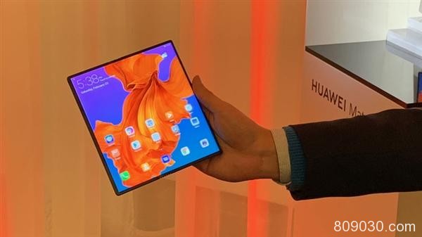 华为首款可折叠屏5G手机HUAWEI Mate X开售 瞬间售罄